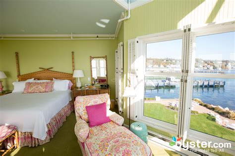 Hotel Iroquois - The Mackinac Suite at the Hotel Iroquois | Oyster.com Hotel Photos