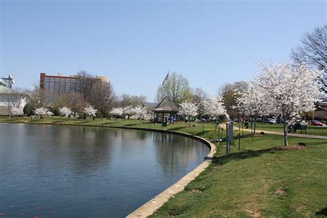 Top 25 Things To Do In Huntsville (AL) - The Crazy Tourist