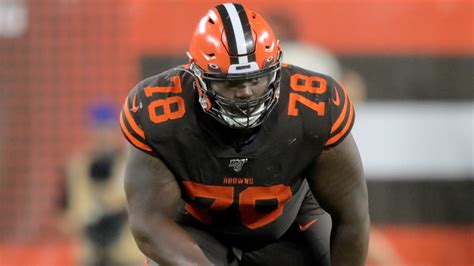 Browns LT Greg Robinson says he's been benched