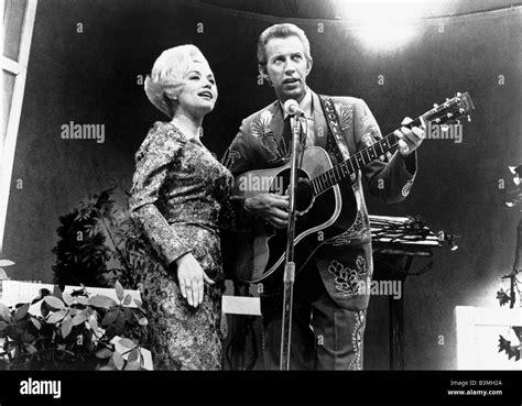 Dolly parton porter wagoner show hi-res stock photography and images ...