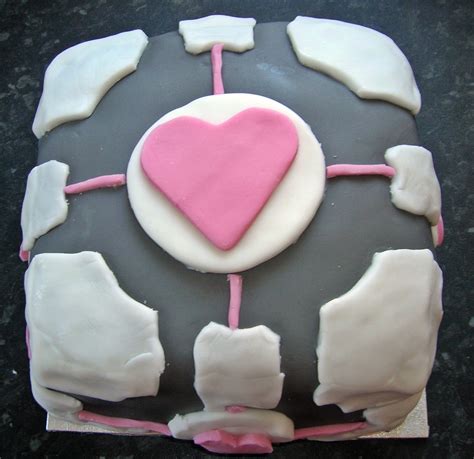 Cake Of The Week: Portal Companion Cube Cake