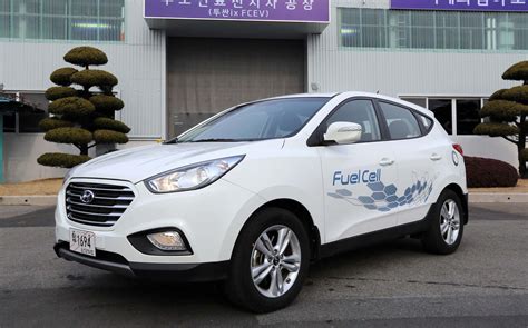 Hyundai ix35 Fuel Cell Vehicle Enters Production - autoevolution