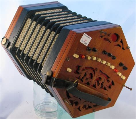 Which concertina would a pianist find easiest to play? - General ...