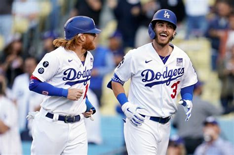 Dodgers score 11 runs in first inning, rout Cardinals on record-setting night – Orange County ...