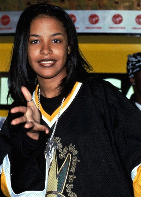 Aaliyah 1995 | Tumblr | Aaliyah hair, Aaliyah, Aaliyah style