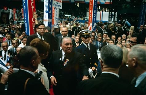 17 Best images about 1968 CHICAGO DEMOCRATIC CONVENTION on Pinterest | Political events, Police ...