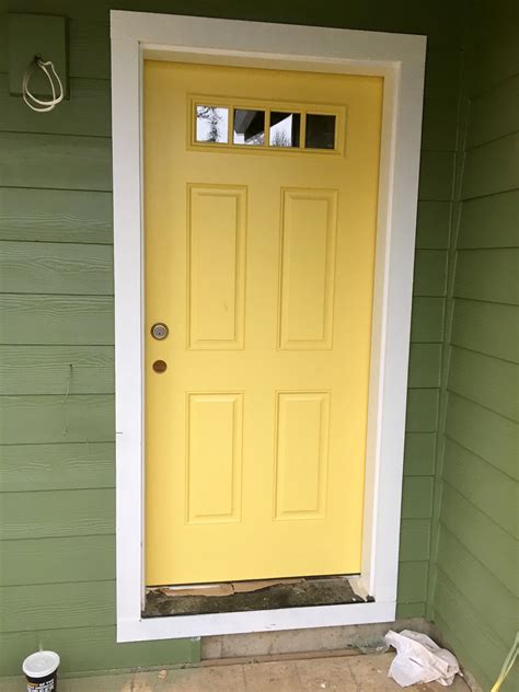 (Yellow)Daffodil door with (green) artichoke paint by Sherman Williams ...