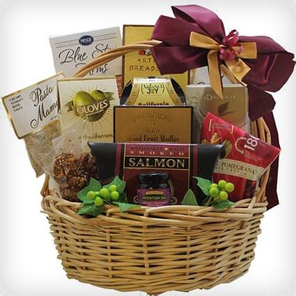 20 Healthy Gift Baskets to Nourish & Fuel Them - Dodo Burd