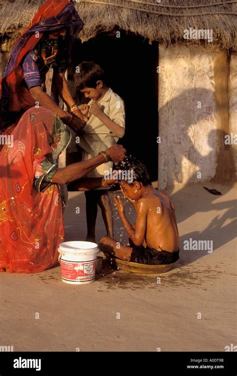 Bishnoi tribes hi-res stock photography and images - Alamy