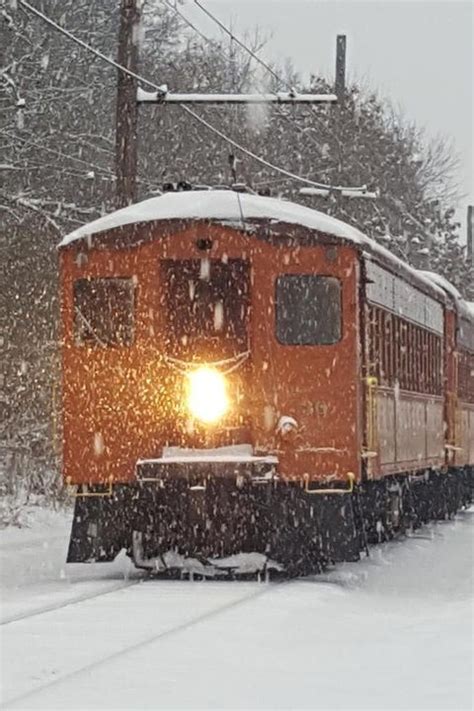 10 Best Christmas Train Rides - Holiday Train Rides Near Me