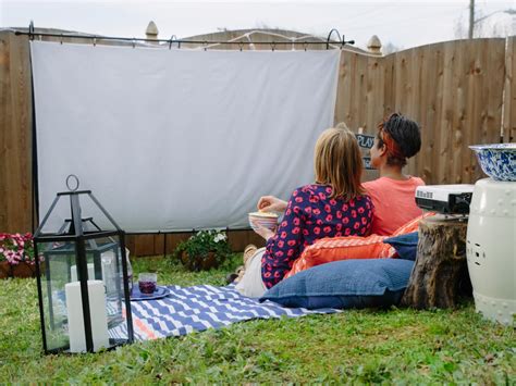 Make an Outdoor Movie Screen | HGTV