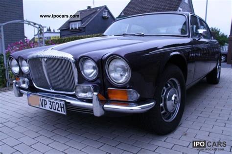 1973 Jaguar Daimler Double Six Vanden Plas - Car Photo and Specs