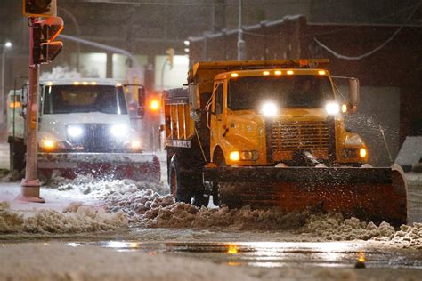 Power out, highways closed as blast of early winter hits southern Manitoba - The Globe and Mail