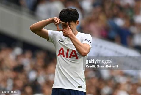 Son Heung Min Celebration Photos and Premium High Res Pictures - Getty ...