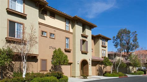 The Oaks Apartments - Santa Clarita - 27105 Silver Oak Lane | EquityApartments.com