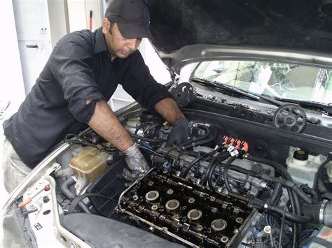 auto mechanic: mechanical engineering