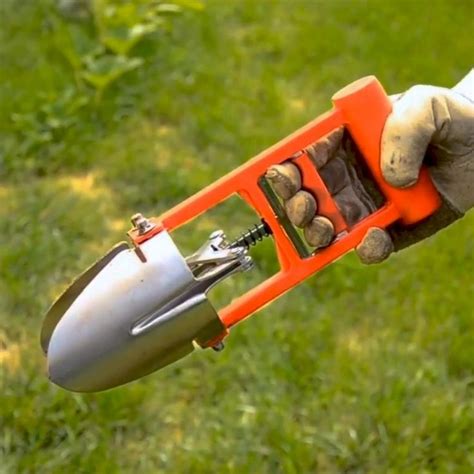 Garden Digging Tool [Video] | Garden tools, Garden digging tools ...