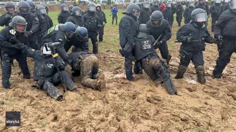 German Police Stuck in Mud Taunted by 'Wizard' at Coal Mine Protest