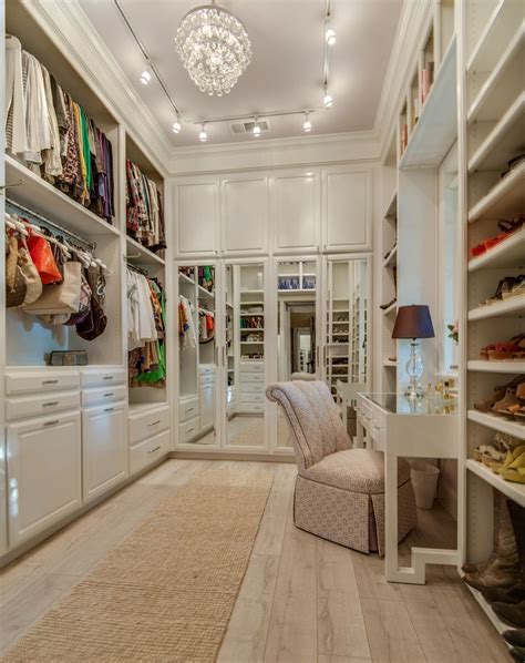 The most beautiful walk-in wardrobes and closets to give you storage inspiration | Closet ...