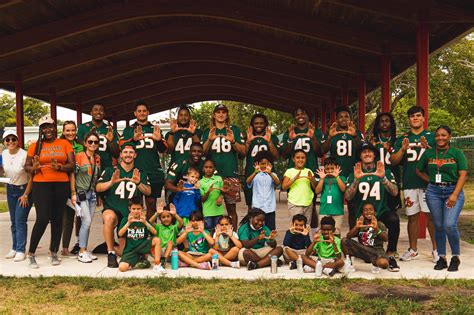 Photo Gallery: Tucker Elementary School Visit – University of Miami ...