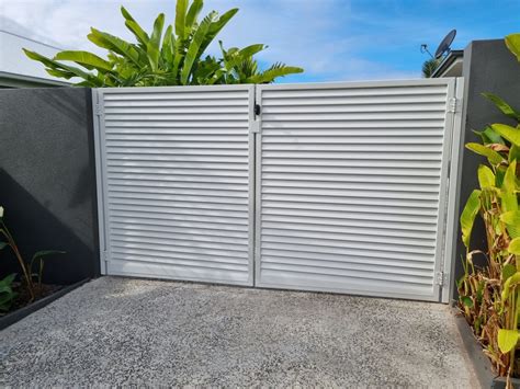 Understanding Different Gate Opener Mechanisms: Pros and Cons - Sunshine Coast Gates and Automation