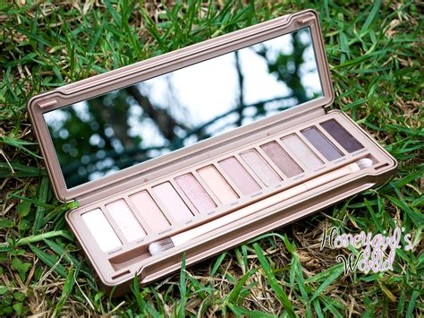 Urban Decay Naked 3 Palette - Review, Swatches and Photos - Honeygirl's ...