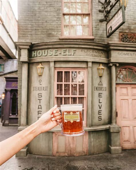 6 Different Kinds Of Butterbeer At Universal Studios