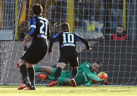 Serie A: Samir Handanovic Saves The Blushes, As Inter Milan Play Out ...