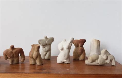 Sculpting bodies - Clay Make Studio