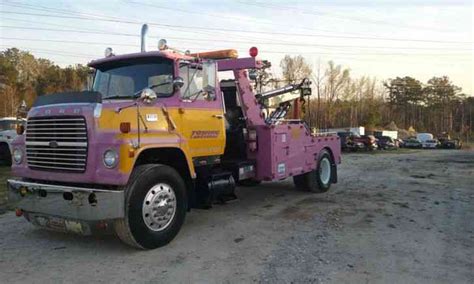 FORD HEAVY DUTY WRECKER / TOW TRUCK (1978) : Wreckers