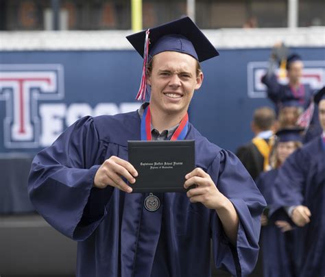 More than 625 graduate from Tesoro High School as the Class of 2019 ...