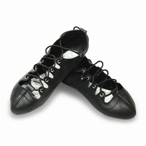 Reel Point-Pro (traditional) Highland Dance Shoes | Ghillies Pumps Canada – Tartantown Ltd.