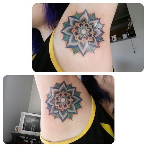 Armpit flowers by Simon Gentry @ Bitterroot Tattoo Moscow, ID : tattoos