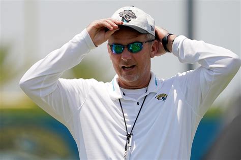 Jacksonville Jaguars HC Urban Meyer 'frustrated' early in NFL job