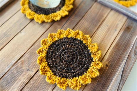 Crochet Sunflower Coaster - FREE Pattern