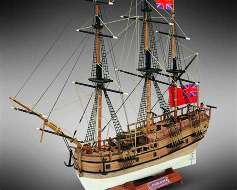 Mamoli MM18 HMS Endeavour - Wooden model ship kit with pre-carved hull - Scale 1/143 - Length 11 ...