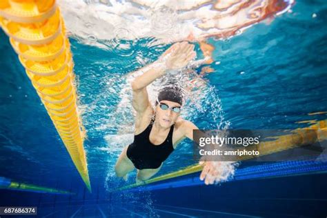 Crawl Swimming Photos and Premium High Res Pictures - Getty Images