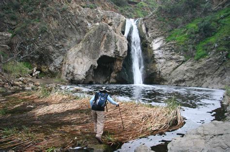 Paradise Falls (Wildwood Falls) - Hike to one of SoCal's best waterfalls