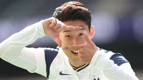 Son Heung Min extends his stay at Tottenham Hotspur; signs 4-year ...