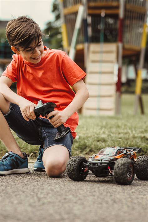 Safety Tips for Using RC Cars With Your Kids - Craft Play Learn