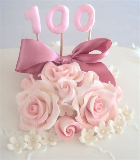 Flutterbye Cakes: 100th Birthday!!