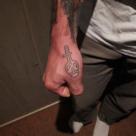 Share more than 56 gangster finger tattoos super hot - in.cdgdbentre