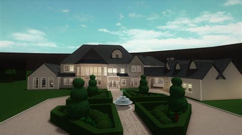 ROBLOX/Bloxburg: Classic Mansion [SPEED BUILD EXTERIOR] - YouTube