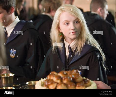 Evanna lynch harry potter hi-res stock photography and images - Alamy