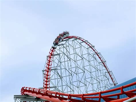 The OG hyper coaster, Magnum XL-200 at Cedar Point : rollercoasters