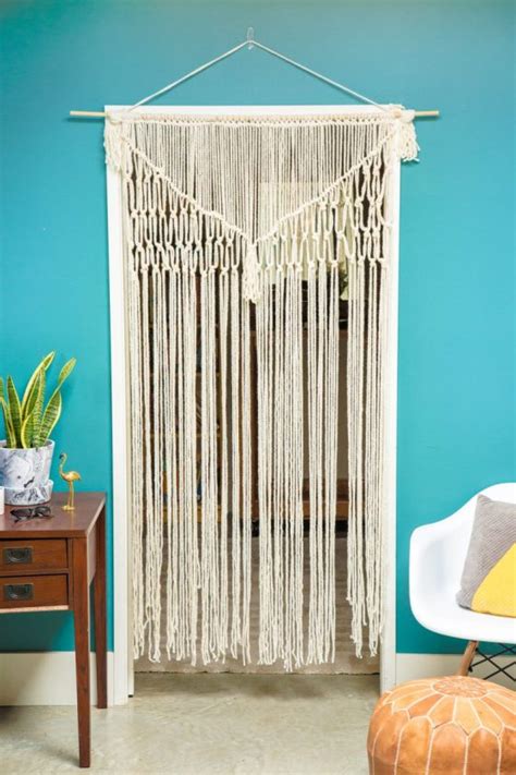 12 DIY Macramé Curtains Patterns | Macrame Door Curtain