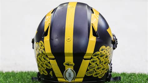 Michigan football helmet stickers, explained: Why Wolverines have decals