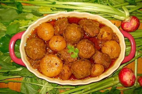 20 Traditional Kashmir Food Dishes You Ought To Try Once In 2023!