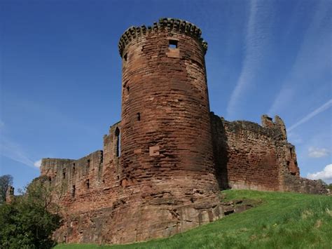 Bothwell Castle (Bothwell) - Visitor Information & Reviews