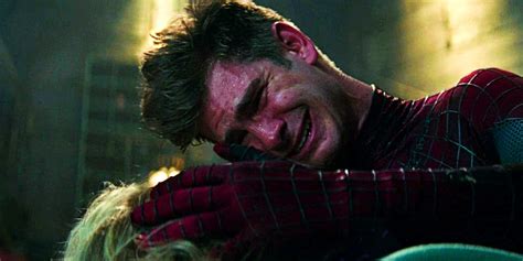 The Emotional Way Andrew Garfield Prepared for Gwen's Death Scene